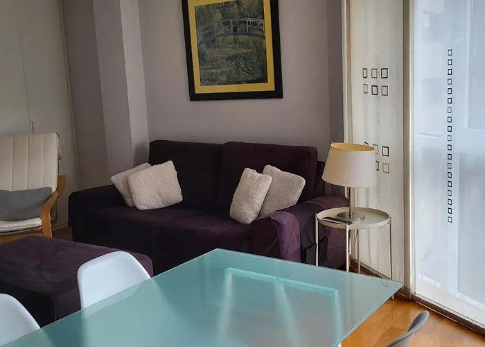 Apartamento En Coruna Con Parking Διαμέρισμα *